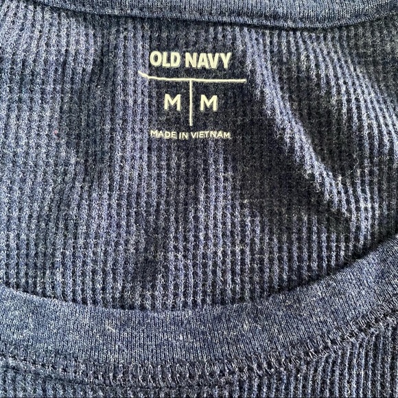 Old Navy Thermal Long Sleeve Tee "Mistletoes" - Picture 4 of 5